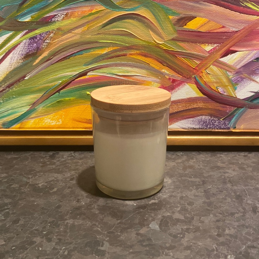homemade eucalyptus candle